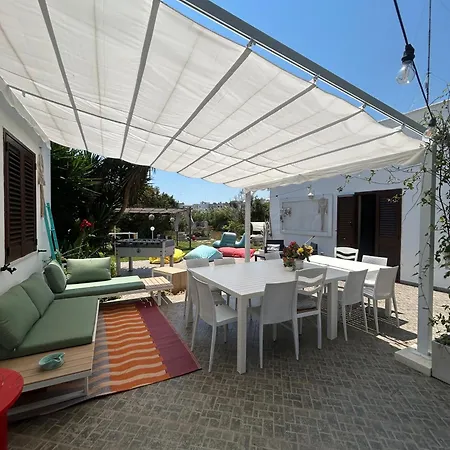 Il Giardino Dei Gelsi فيلة